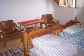 Casa de vacaciones con balcón y muebles de jardín - Image 5