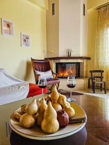 Villa Aitheras - Mountain View & Garden - Image 2