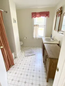 Newfound Lake Waterfront Condo - Image 3