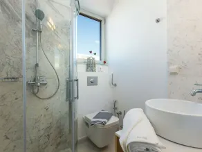 Villa in Crete with Private Pool by the Beach - Image 5