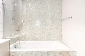 Modern Elegance w/ a New York Edge DIFC Apt - Image 3