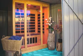 Sauna + King Beds Tranquillity Base Fun Family Home - Image 2