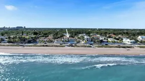 Beach Haven by AvantStay - Image 5