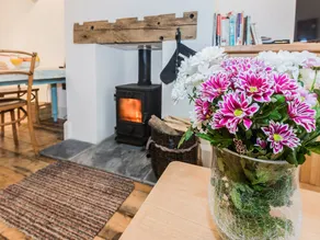 1 bedroom accommodation in Llandwrog, near Caernarfon - Image 2