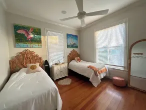 Pineapple Beach Oasis- 3 min walk to beach - Image 5