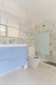 La Casa Blanca - Image 2