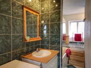 Spacious accommodation with leisure activities and outdoor space - Image 2