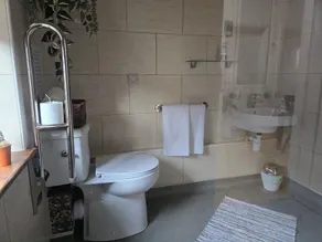 Willow Cottage,, Experience the North Downs in fully accessible comfort. - Image 3