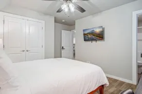 5BR Sleeps 12 Hot Tub, 5 Baths #COL - Image 4