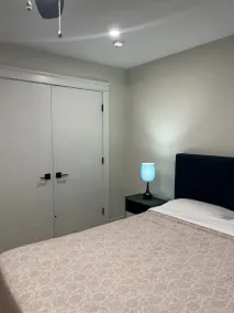 City Center Modern Apartment - Image 4