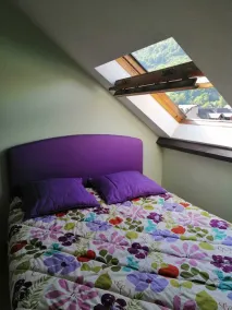 Quiet 2-bedroom apartment in the center of Bagneres-de-Luchon with a balcony and garage - Image 5