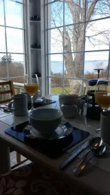 Casa Moana, Lovely old house overlooking St. Mary`s Bay, with  free breakfast. - Image 3