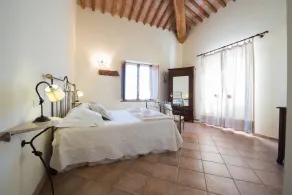 Top Location - Villa in San Gimignano, Top View, 4 DBL En-Suite, Pool, AC, WiFi - Image 4
