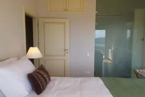 Sea view 3 bedroom villa close to Plaka beach - Image 3