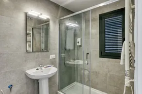 Apartment \"Giuliano Superior\" with Balcony & Wi-Fi - Image 2