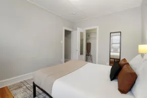 Peaceful 1BR Escape in Evanston - Hinman - Image 5