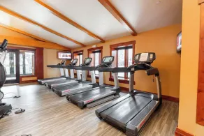Western Cowboy Quarters steps away from Vail Gondola w/ Hot tub  and  Spa access - Image 4