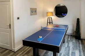 HouseSleep14-FreeP-Garden-Bbq-Patio-PoolTable - Image 5