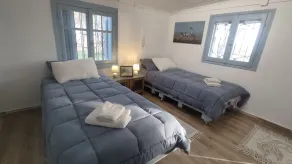 Beach front cottage - Image 5