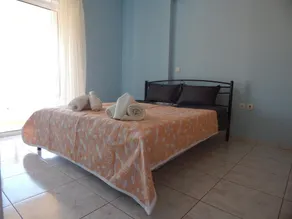 Angela's Apartment with beautiful balcony view - Image 5