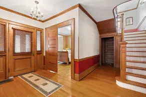 Stately Park Ave. Century Home - Sleeps 6! - Image 2
