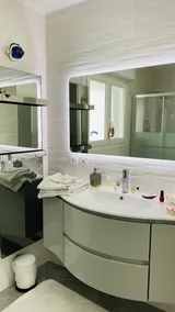 Maison de luxe avec jacuzzi - à 5 min de la plage, idéal famille - Image 3