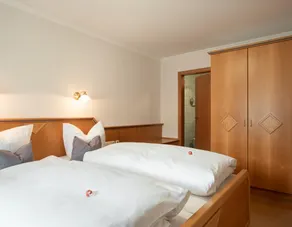 Appartement mit 1 gemütlichen Zimmer und großem Balkon - Image 3