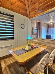  Romantic Cabin Getaway with Hot Tub - Image 4