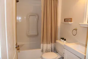 Lux Lakefront Home + 3 Rustic Cabins - Sleeps 20 - Image 4