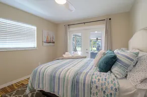Pool house( Heated pool) with Oasis garden near the beach Location! Location!  - Image 3
