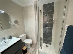 À la maison - Image 2