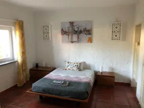 Große grüne Villa, ruhig, nahe am Meer und nur einen Steinwurf vom Golf d'Aroeira entfernt - Image 5