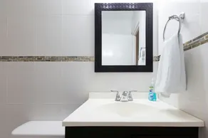 New Kingston Guest Apartment IV - Image 2