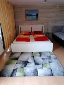 Lägenhet i en villa med fantastisk utsikt över sjön och bergen - Image 4