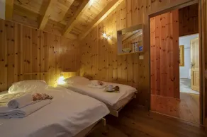 Chalet Lustycru Enjoy the Mountain - Image 5