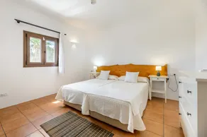 Klimatisierte Villa mit Pool, Garten, Terrasse und WLAN; Parkplätze vorhanden - Image 5