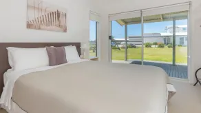 Amhurst Cottage - cottage fronting the Southern Ocean - Image 4