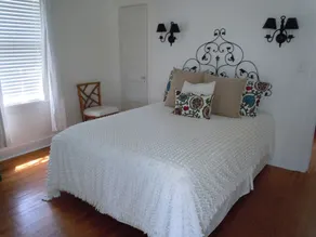 3 Chambre 2 Bath Vintage Cottage 1 1/2 blocs de la plage - Image 4