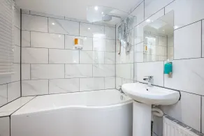 Comfortable 4-bed Home With Free Parking Wales - Image 2