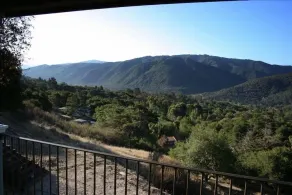 Maison d'hôtes calme et privée avec une vue magnifique sur la vallée - Image 5