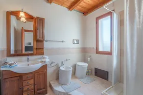 Villa \"Le Colline Sul Mare\" mit Meerblick, privaten Terrassen und WLAN - Image 2