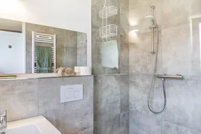 Apartamento 'Stuiben Garmisch' com vista para a montanha, piscina comum e Wi-Fi - Image 5