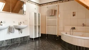 Cozy vacation apartment with a balcony, 54 m², for up to 4 people   - Image 4