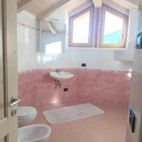Fantastic attic in the Stelvio National Park, dog friendly, garage - Image 3