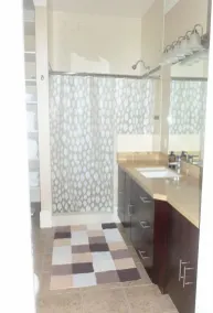 Spacious and beautiful flat - Image 5