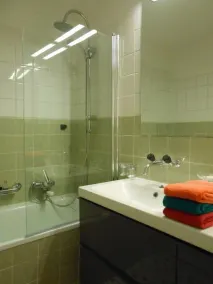 Sonnige 3,5 Zimmer  Wohnung in ruhiger aber zentraler Lage - Image 2