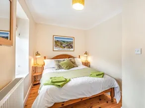 Stunning cosy, pet friendly & peaceful 3 bedroom, 2 bathroom cottage, fast WiFi - Image 4