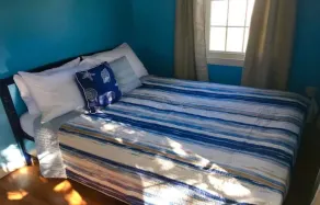 IDLE HOUR, a tranquil 3 bedroom 1.5 bath cottage WITH DOCK & golf cart rental - Image 4