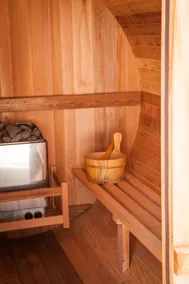 Luxury Guesthouse - Image 2