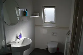 Spacieuse maison de luxe très joliment meublée de 110m2 sans frais de nettoyage - Image 5